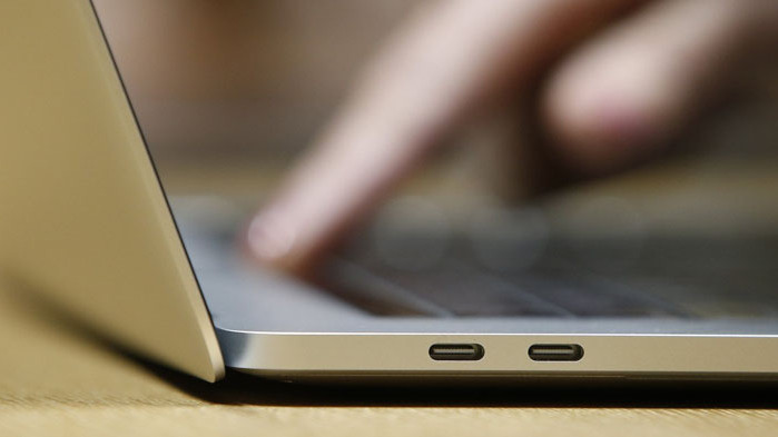 Потребителите на интернет в Китай са над 989 милиона